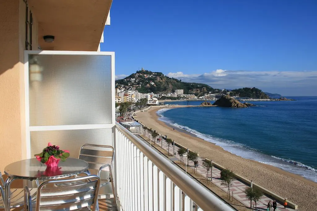 Apartment Apartaments El Sorrall Blanes Spain