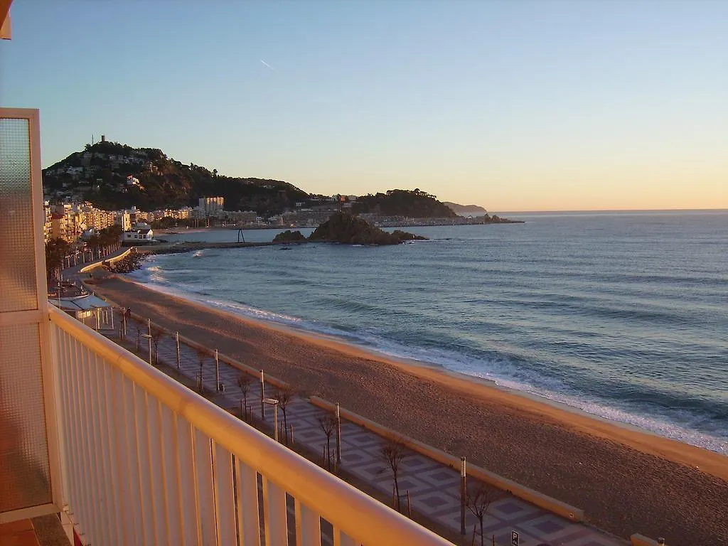 Appartement Apartaments El Sorrall Blanes Spanje